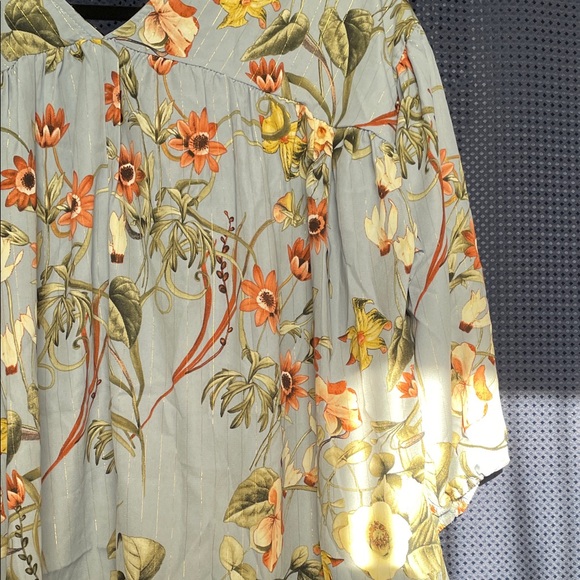 BUCKETLIST Floral Multicolor Blouse - Picture 11 of 11